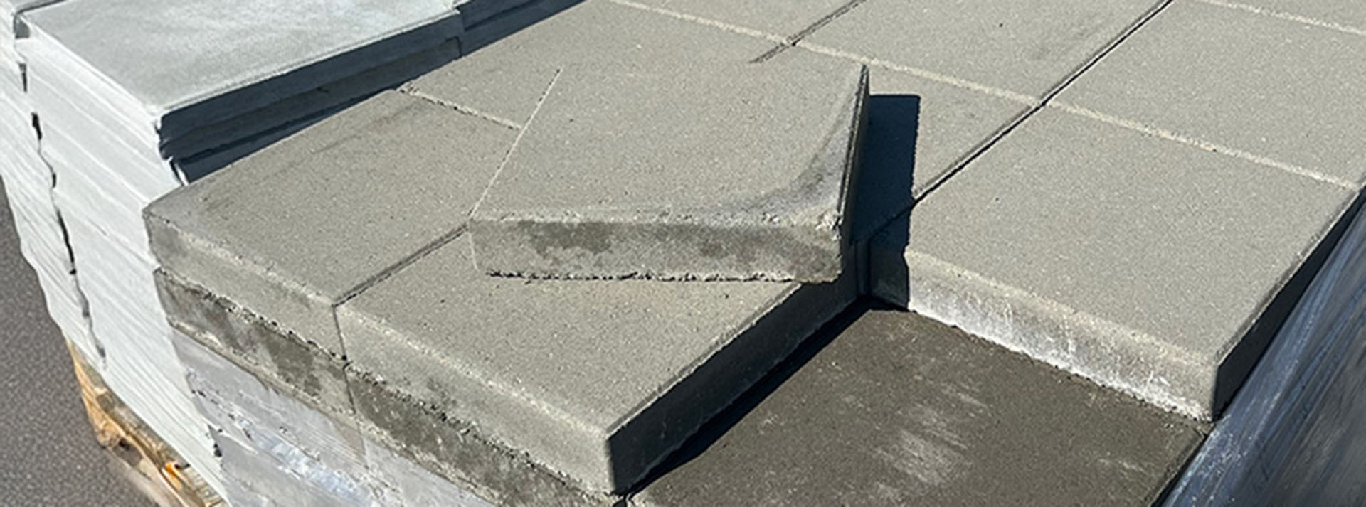 banner_hardscape.jpg