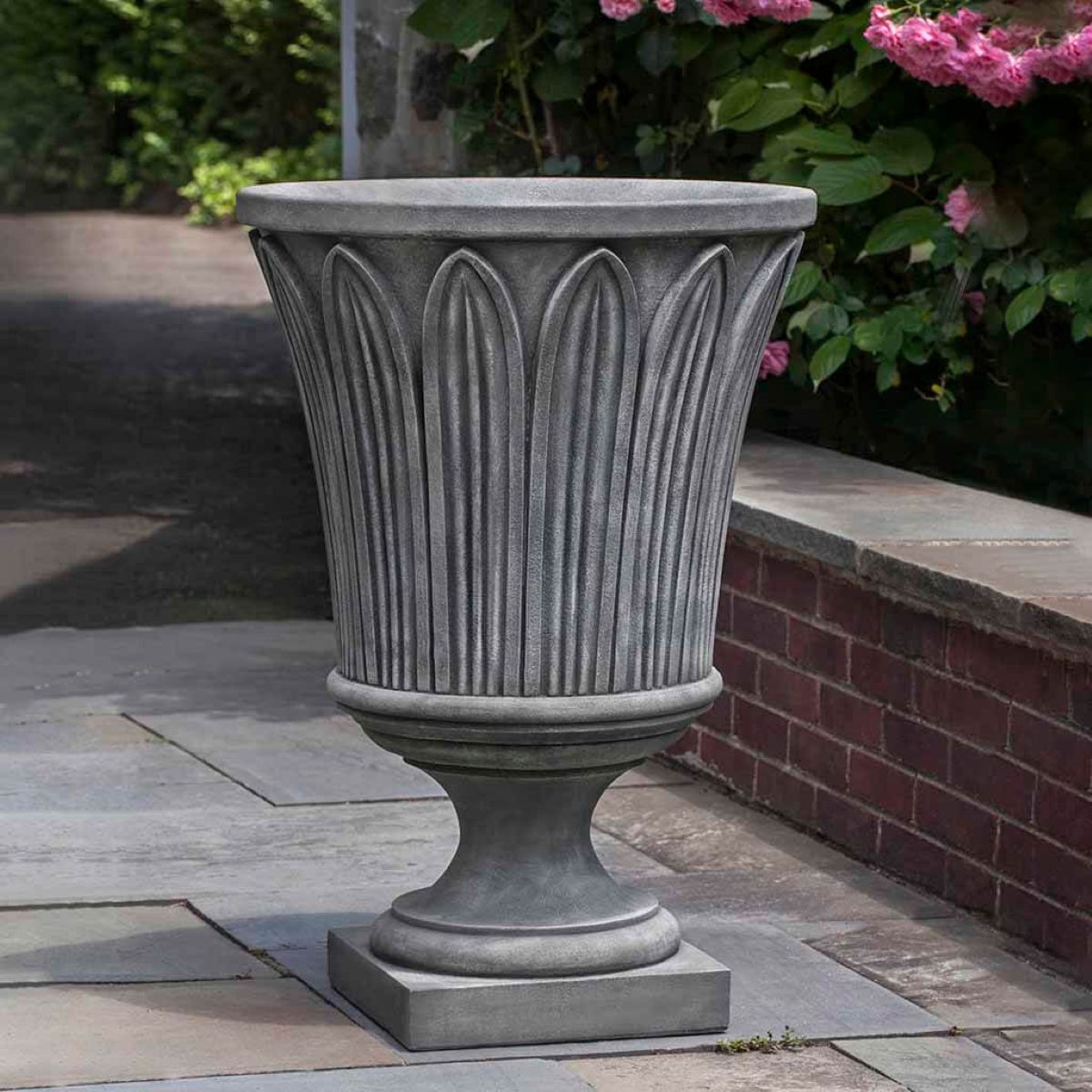 P706-las-palmas-urn-cast-stone-contaners-containers-as.jpg