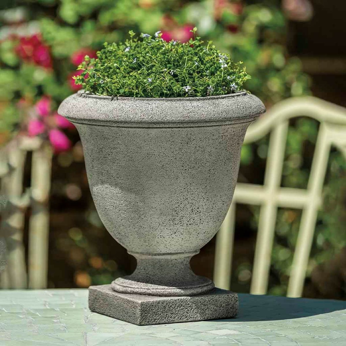 P876-oakdale-urn-cast-stone-contaners-containers-as.jpg