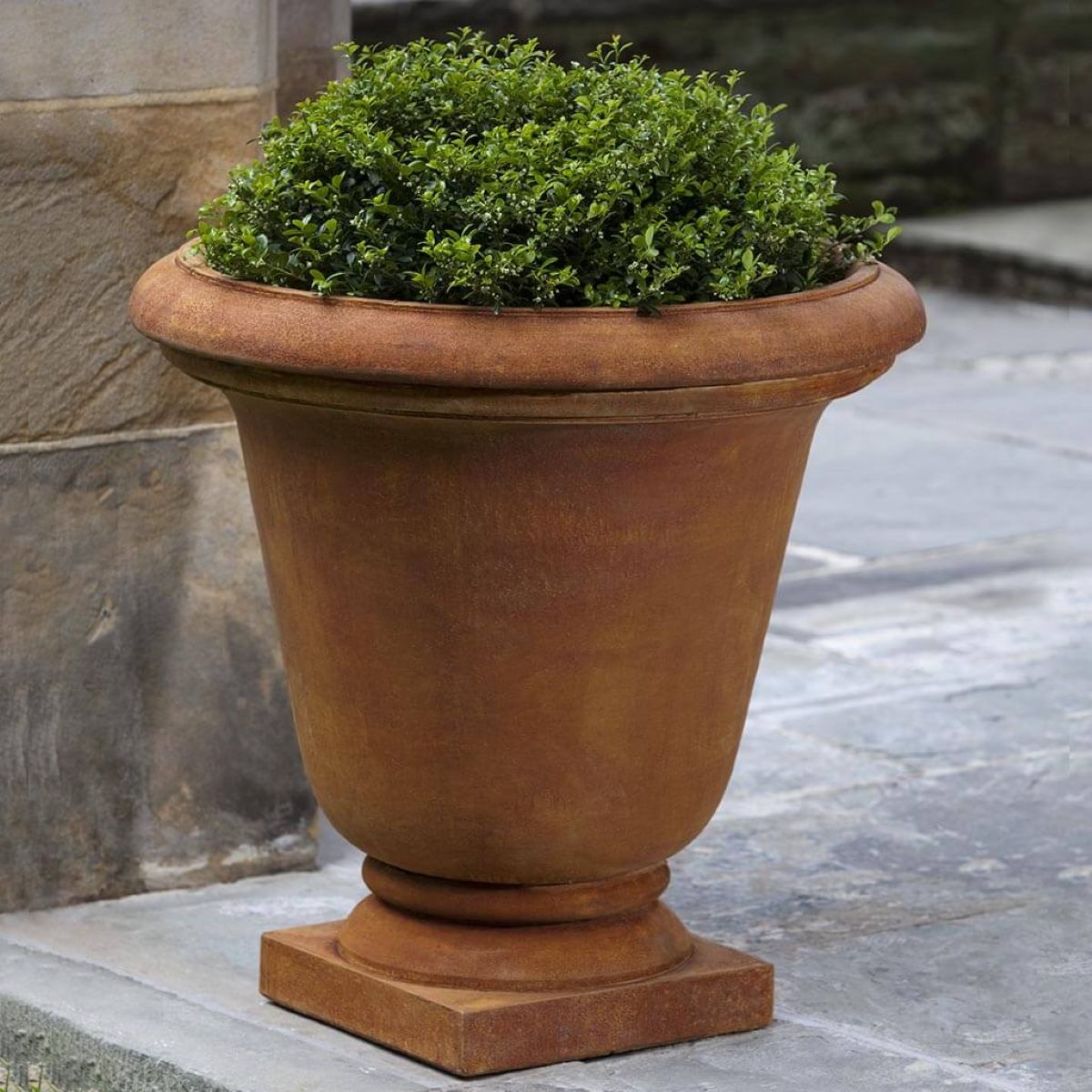 p324-hampton-large-run-planter-cast-stone-fn.jpg