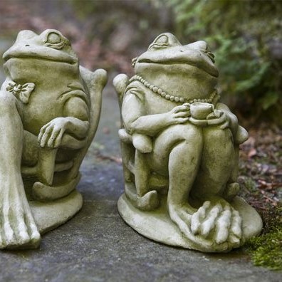 Campania - Tea Frog drinking tea A-398