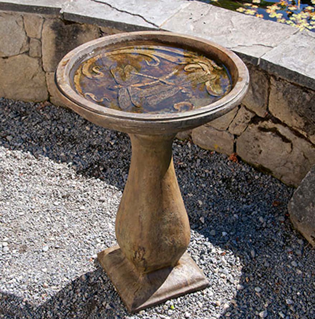 Dragonfly_Birdbath.jpg