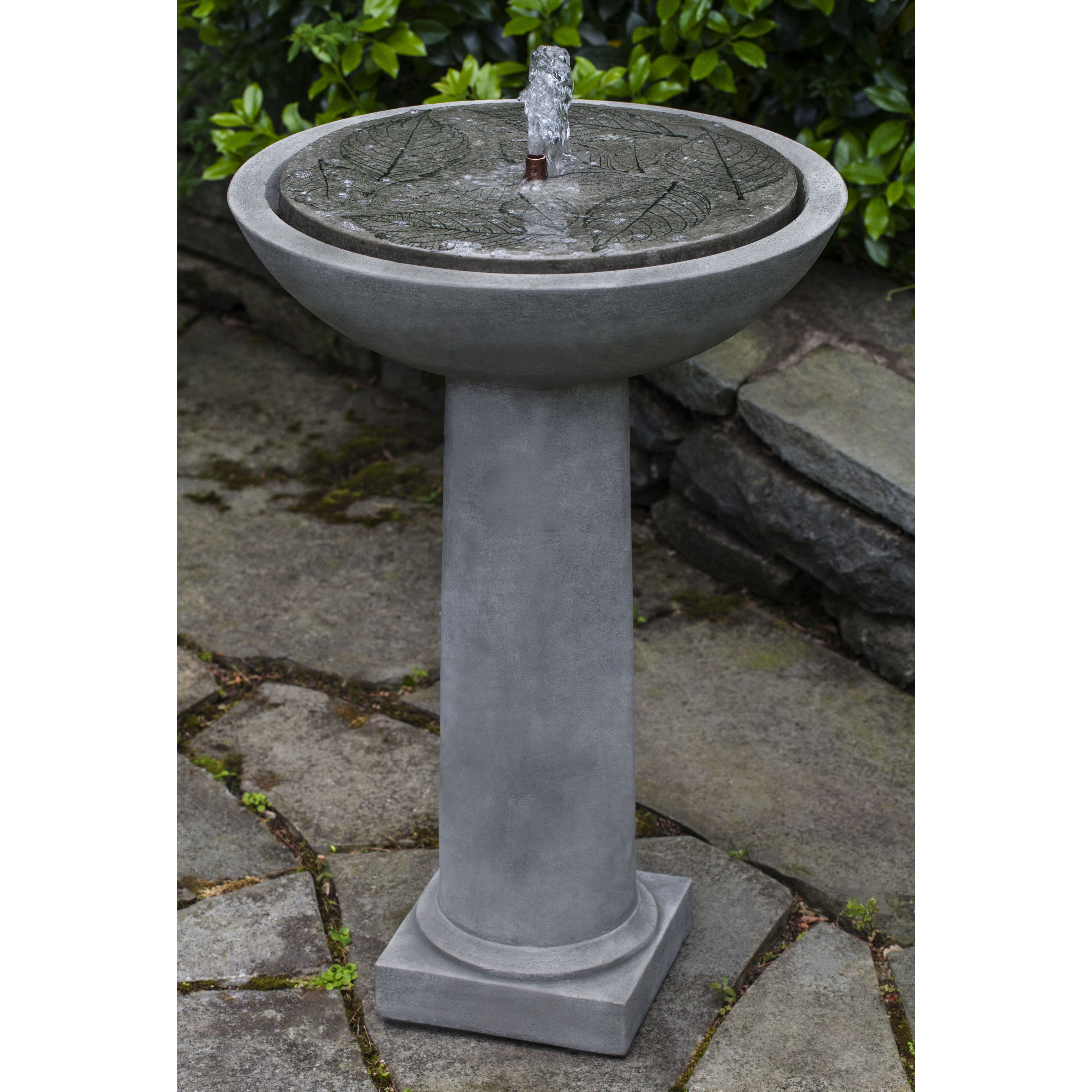 Campania - Hydrangea Leaves Birdbath Fountain FT-248