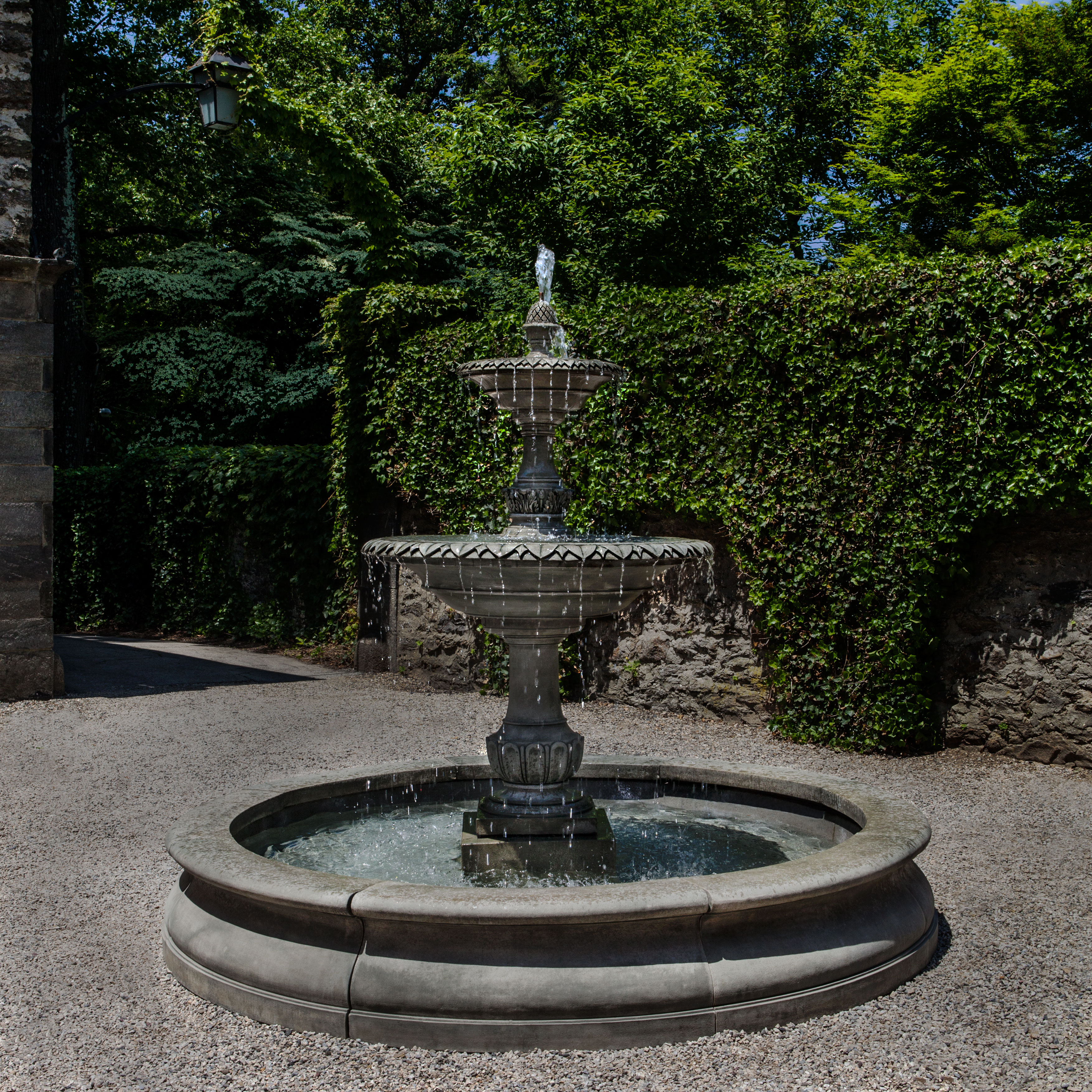 Campania - Charleston Fountain in Basin FT-257