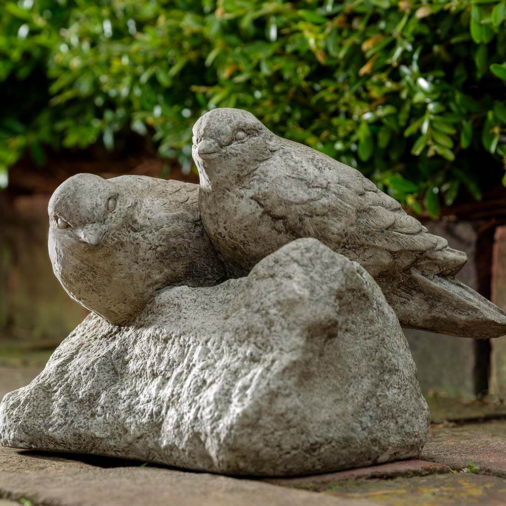 a-658-coupling-two-birds-on-a-rock-garden-decor-cast-stone-statuary-gs.jpg