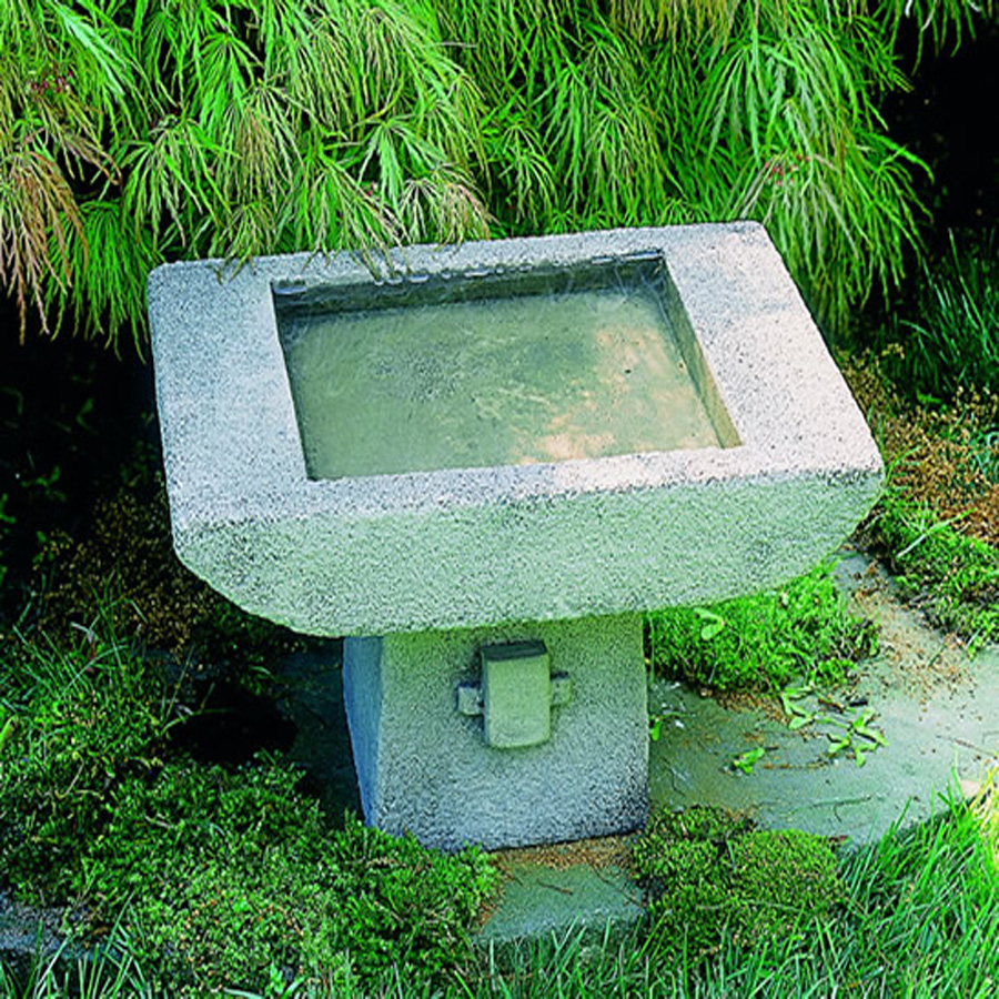 birdbath_B068.jpg