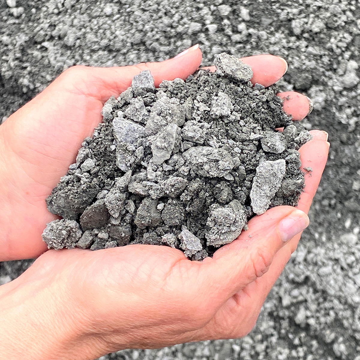 bulk_roadbase_hand.jpg