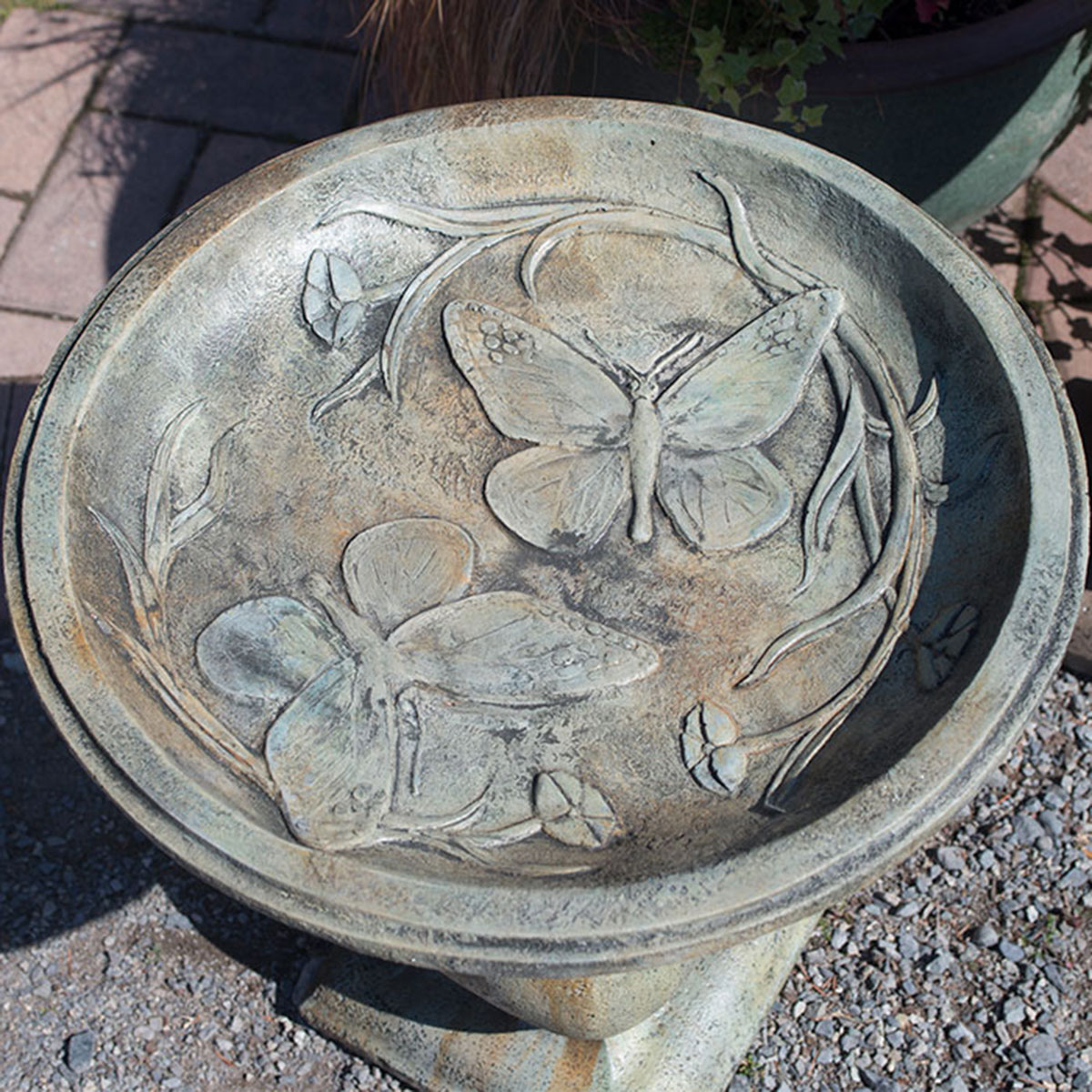 butterfly-birdbath-detail_9210.jpg