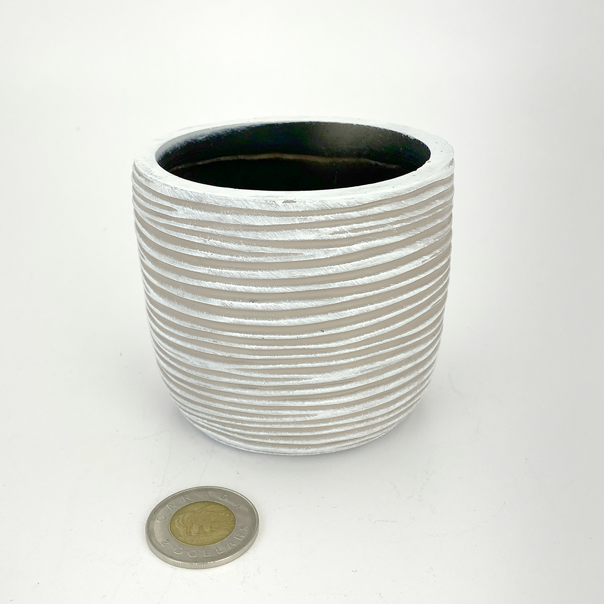 capi_planterball_ribbed_ivory_10x9_pot.jpg