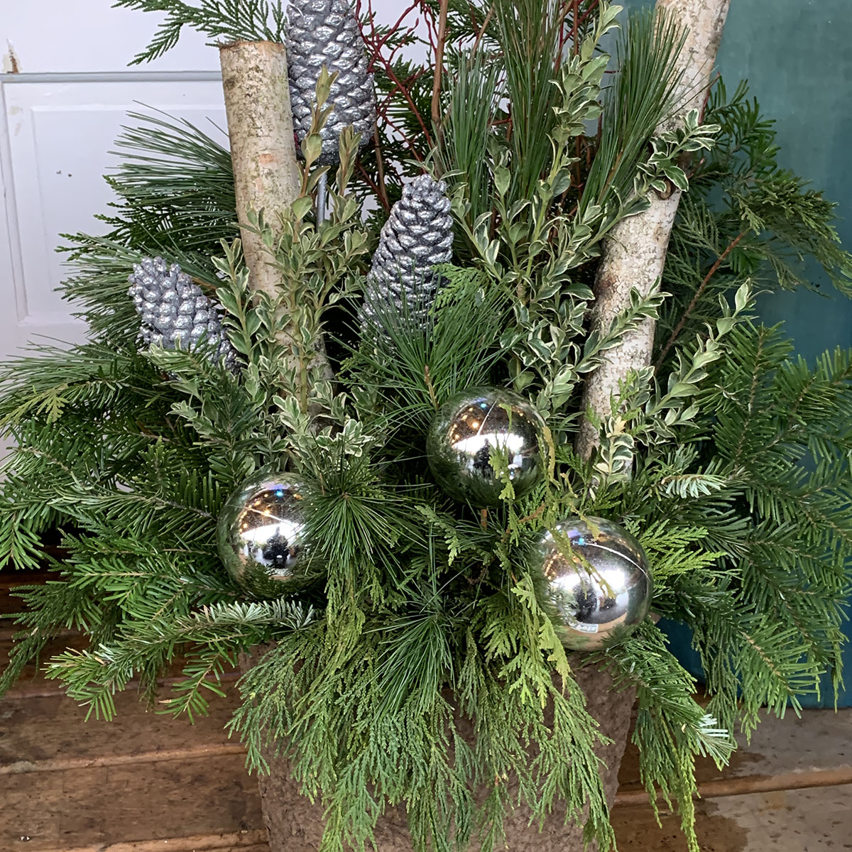 12 Inch Glitter Silver Winter Porch Pot